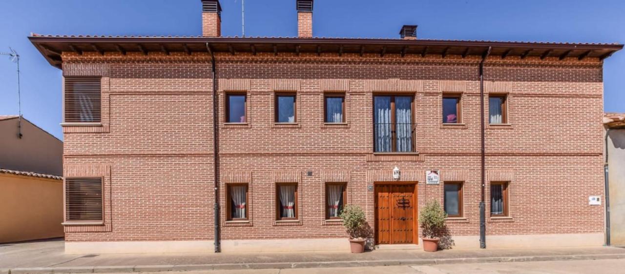 Pensjonat Casa Del Trotamundos Villamayor de Campos Zewnętrze zdjęcie